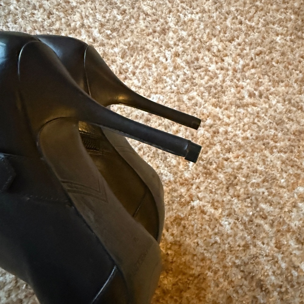 Enzo Angiolini Black Leather Studded Ankle Boots Booties in new condition 7 - Picture 6 of 6